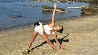 30 minuti – Soft Hatha & Flow