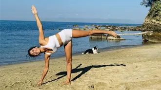 45 minuti – Hatha Flow Yoga